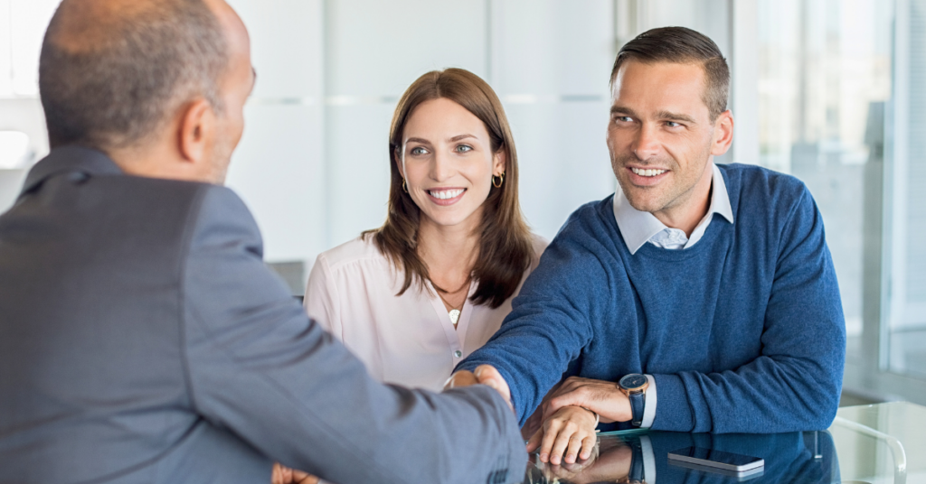 advisor thanking customers for their customer loyalty